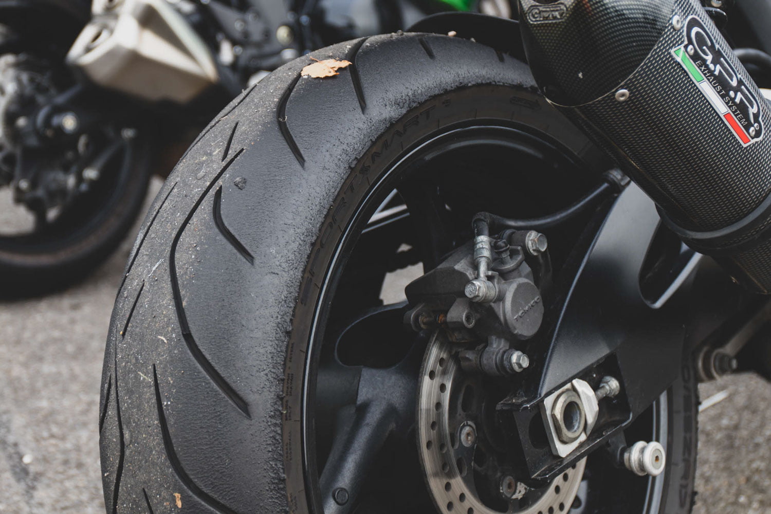 The best tyres for sports bikes and super nakeds? Dunlop Sportsmart Mk3