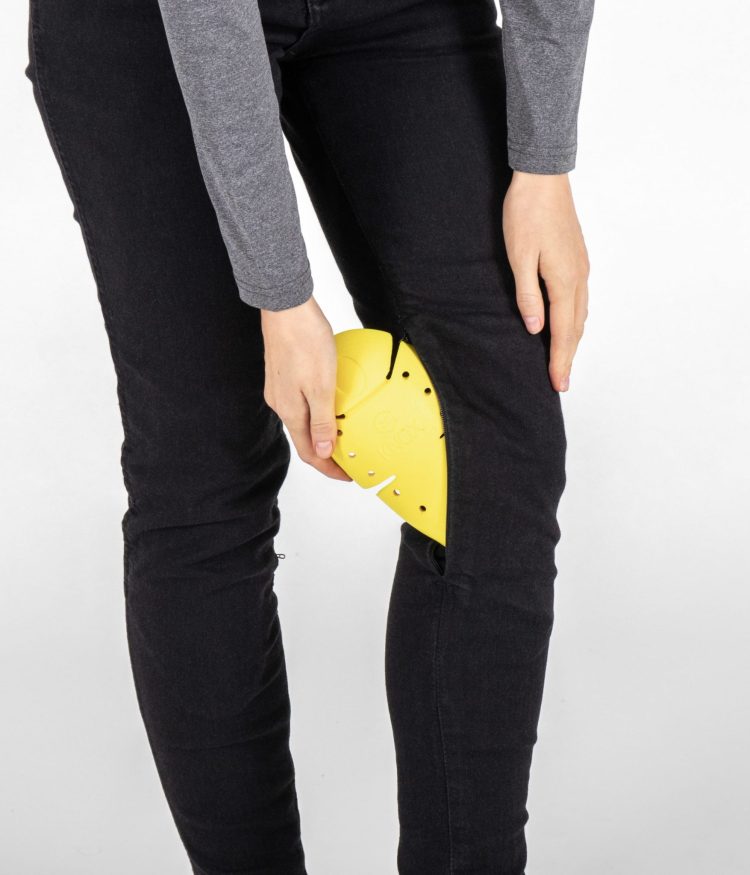 Scarlett-Jeans-Schwarz-429