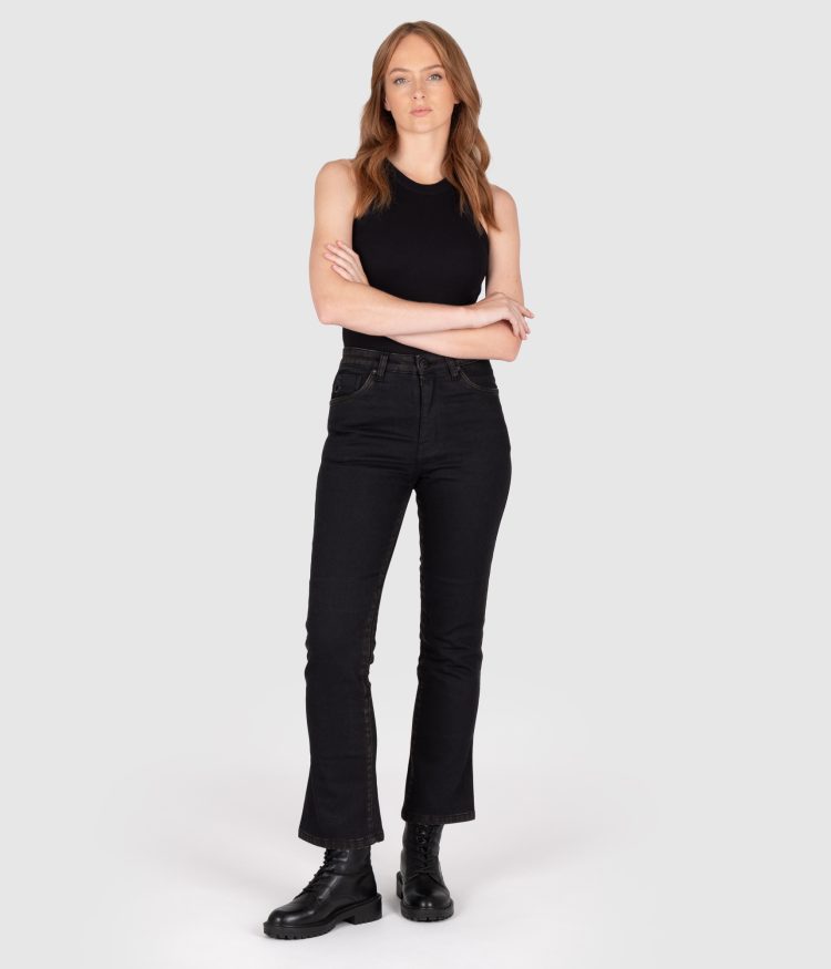 jeans_KNXCartmelWomenBlackShort_18