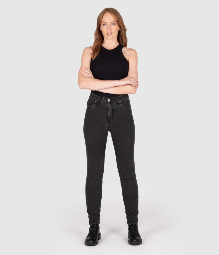 jeans_KNXColtonWomenCharcoalShort_4